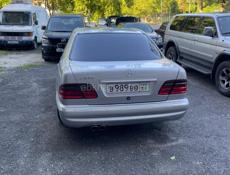 Mercedes-Benz E-Класс