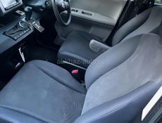 Honda FR-V
