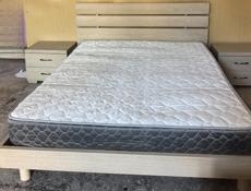 Кроватт, тумбы