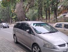 Mitsubishi Grandis