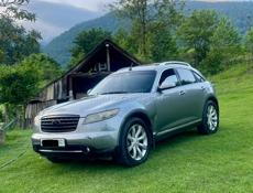 Infiniti M35