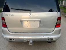 Mercedes-Benz ML
