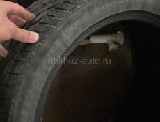 245/40 R18