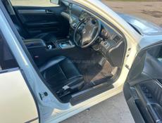 Nissan fuga