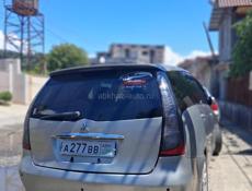 Mitsubishi Grandis