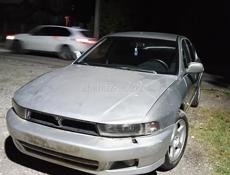 Mitsubishi Galant