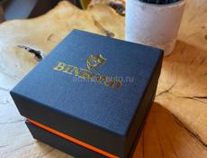 Часы BINBOND