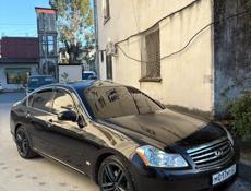 Infiniti M35