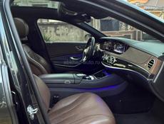 Mercedes-Benz S-Класс