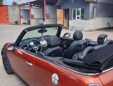MINI Cooper & Cabrio