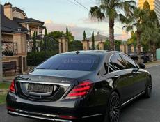 Mercedes-Benz S-Класс
