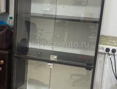 Продаётся витринный шкаф