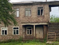 Продается трёх этажный дом
