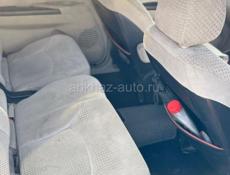 Mitsubishi Grandis