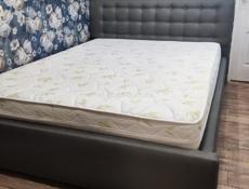 Продам кровать духспальную с матрасом