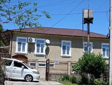 Продаётся трехэтажный жилой дом с видом на Сухум. 