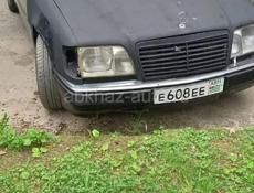 Mercedes-Benz 124