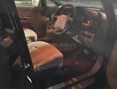 Mitsubishi Grandis