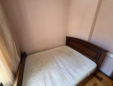 Продам двух спальную кровать 