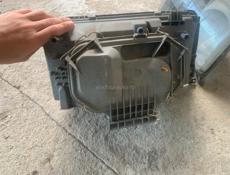 Продам фары на мерседес 124