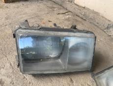 Продам фары на мерседес 124