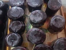 Продаётся Варенье Голубика 360 грам и 260 400 и 300 рублей 