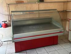 Витринный холодильник 
