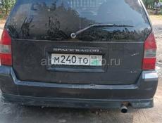 Mitsubishi Space Wagon