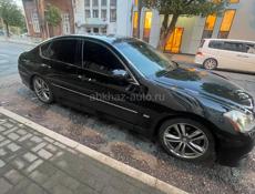 Nissan fuga