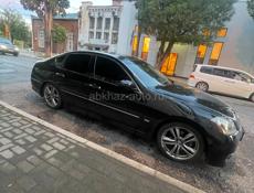 Nissan fuga