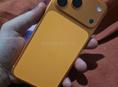 срочно продаю айфон 17 про макс 256 память с филичиской  сим картой в идельном состоянии милимитра коцки телефон не имеет  телефону 2 месяца есть оригинальный шнур коробка чихлы имееться и блок орегинальный 