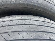 Продаю 4 шины R19 235/55