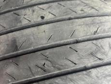 Продаю 4 шины R19 235/55