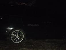 Продаются диски с шинами 20 разно широкие 