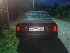 Audi 100