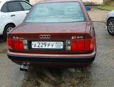 Audi 100