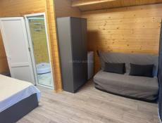10 новых коттеджей с бассейном и стоянкой,