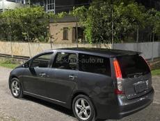 Mitsubishi Grandis
