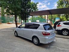 Toyota Ipsum