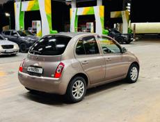 Nissan March