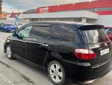 Toyota Ipsum