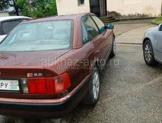 Audi 100