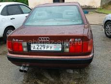 Audi 100