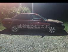 Audi 100