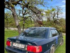 Audi 100