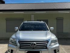 Lexus LX