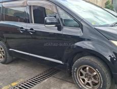 Mitsubishi Diamante