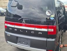 Mitsubishi Diamante