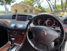 Nissan fuga