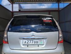 Mitsubishi Grandis